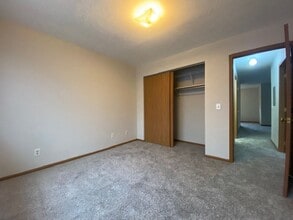 2912 Red Coach Dr in Springfield, OH - Foto de edificio - Building Photo
