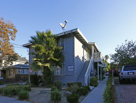 422 S 10th St in San Jose, CA - Building Photo