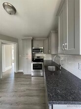 224 Vermont St in Buffalo, NY - Building Photo - Building Photo