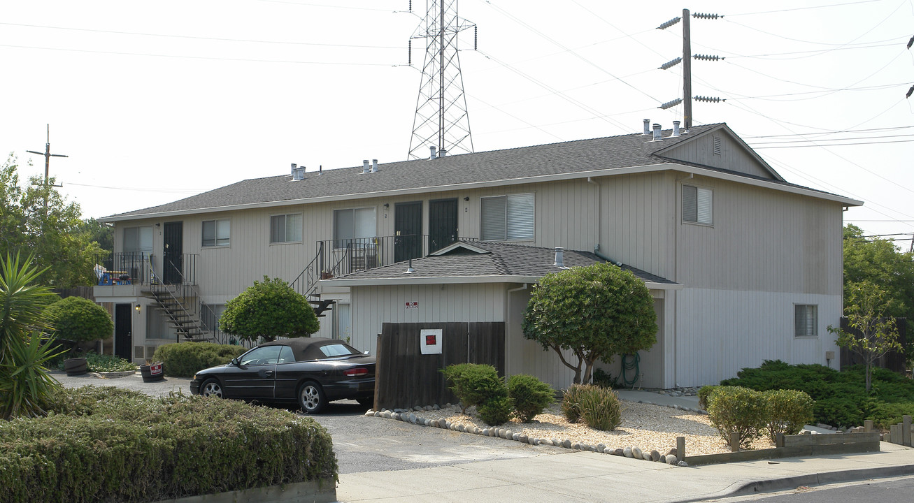 1709 Hargrove St in Antioch, CA - Building Photo