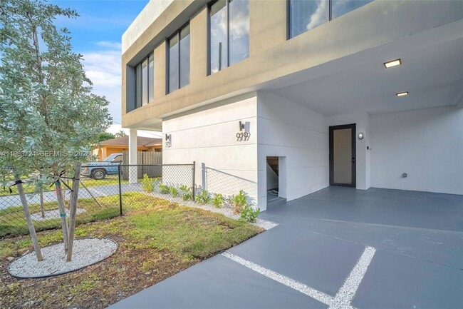 919 NW 55th St in Miami, FL - Building Photo - Building Photo