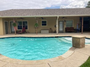 216 Western Ave, Unit Mother-in-law suite A in Saginaw, TX - Building Photo - Building Photo