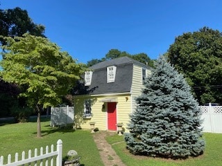 121 Lafayette Rd, Unit A in Yorktown, VA - Building Photo - Building Photo