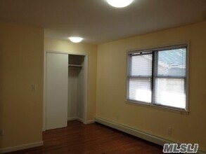 160-16 79th Ave-Unit -1 Fl in Queens, NY - Building Photo - Building Photo
