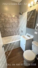 7552 S Essex Ave in Chicago, IL - Building Photo - Building Photo