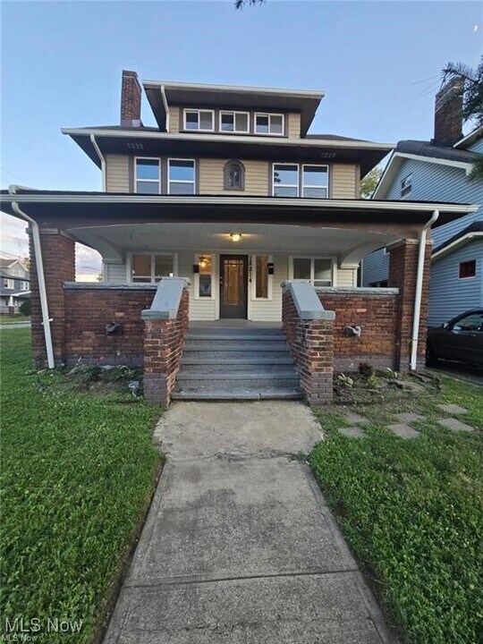 12814 Arlington Ave in Cleveland, OH - Building Photo