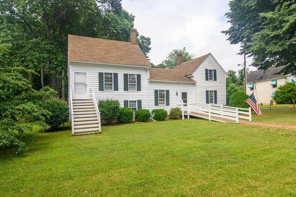 23613 Front St in Accomac, VA - Building Photo