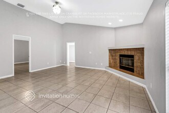 11203 Shadybrook Dr in Tampa, FL - Building Photo - Building Photo