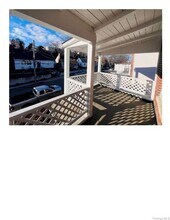 322 Sommerville Pl in Yonkers, NY - Building Photo - Building Photo
