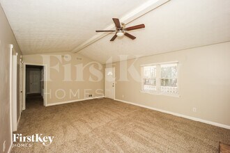 5008 Springtree Ct in Stonecrest, GA - Building Photo - Building Photo