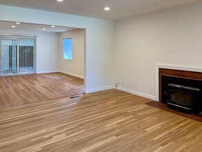 2233 Hicks Ave in San Jose, CA - Building Photo - Building Photo