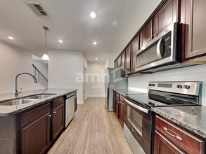 1807 Silver Point in Middleburg, FL - Foto de edificio - Building Photo