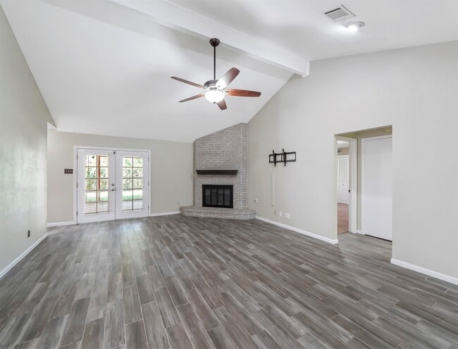 property at 2304 Colleen Dr