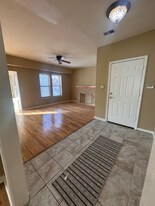 7223 S Euclid Ave, Unit UNIT 1C in Chicago, IL - Building Photo