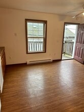 131 Spring Way in California, PA - Building Photo - Building Photo