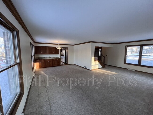 3204 Chateau Ct in Mequon, WI - Building Photo - Building Photo