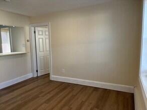 12 Broad St in Norwalk, CT - Building Photo - Building Photo