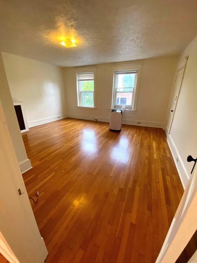 21 N Braddock St, Unit 4