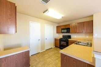 6609 Plains Crest Dr in Austin, TX - Building Photo - Building Photo