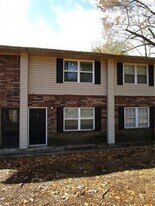 1235 Riverside Dr in Gainesville, GA - Building Photo