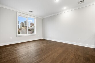 28 Bright St in Jersey City, NJ - Building Photo - Building Photo