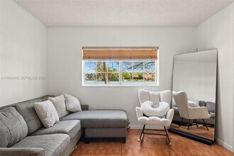 3660 N 56th Ave in Hollywood, FL - Building Photo - Building Photo