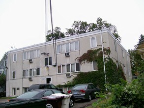 3212 Fremont Ave S in Minneapolis, MN - Foto de edificio - Building Photo