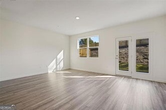 541 Magnolia Cir in Palmetto, GA - Building Photo - Building Photo