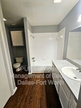 810-203 Castleglen Dr in Garland, TX - Building Photo - Building Photo