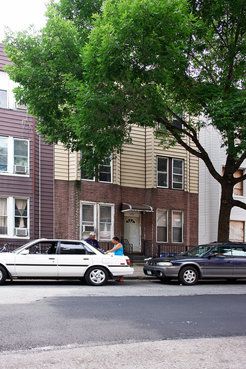 735 6th Ave in Brooklyn, NY - Building Photo