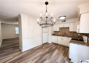 2201 W Jody Rd in Florence, SC - Building Photo - Building Photo
