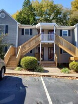 135 Columbine Dr in Winston-Salem, NC - Building Photo