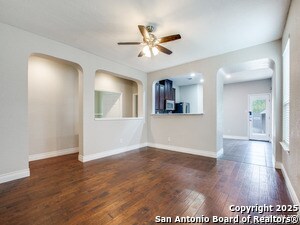 9939 Balboa Ave in San Antonio, TX - Building Photo - Building Photo