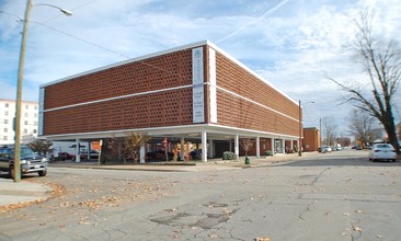 Hardwicke House in Richmond, VA - Foto de edificio - Building Photo