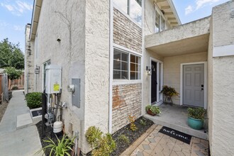 1040 N Capitol Ave in San Jose, CA - Building Photo - Building Photo