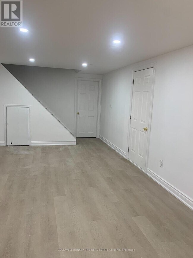 property at 21 Hawkstone Crescent