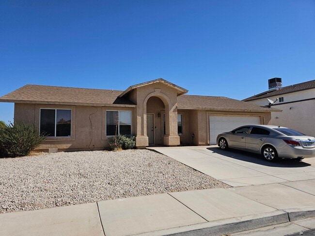 6162 E 43rd St in Yuma, AZ - Building Photo - Building Photo