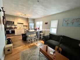 50 Derby St, Unit 2 in Somerville, MA - Building Photo