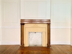 242 Bryant St in Buffalo, NY - Building Photo - Building Photo