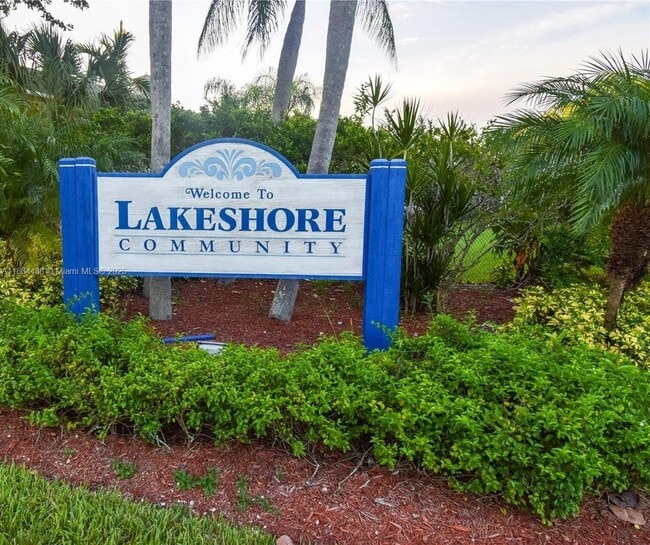 805 N Franklin Ave in Homestead, FL - Building Photo - Building Photo