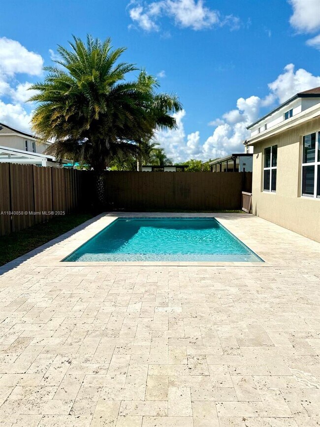 27721 SW 134th Ct in Homestead, FL - Building Photo - Building Photo