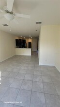 5175 Sylvester Loop in Tampa, FL - Building Photo - Building Photo