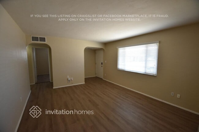 3026 W Lawrence Ln in Phoenix, AZ - Building Photo - Building Photo