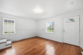 11 Berry St in Wallkill, NY - Building Photo - Building Photo