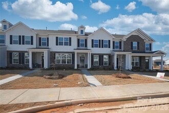 2043 Harlequin Dr in Indian Trail, NC - Building Photo - Building Photo