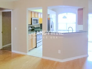 8665 Page Ct in Jacksonville, FL - Foto de edificio - Building Photo