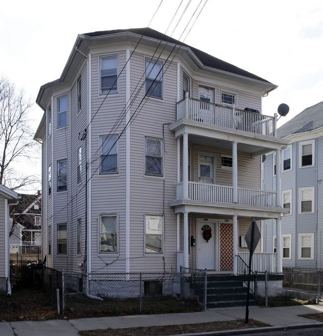 166 Early St in Providence, RI - Building Photo - Building Photo