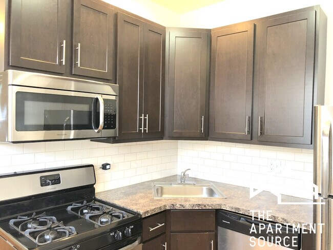 4452 N Sheridan Rd in Chicago, IL - Building Photo - Building Photo