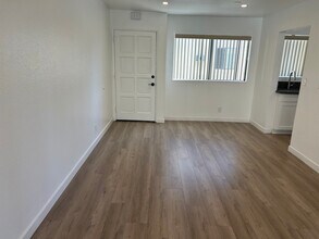 1108 Stanley Ave in Glendale, CA - Building Photo - Building Photo