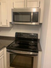 4808-4810 Edwards Mill Rd in Raleigh, NC - Building Photo - Building Photo